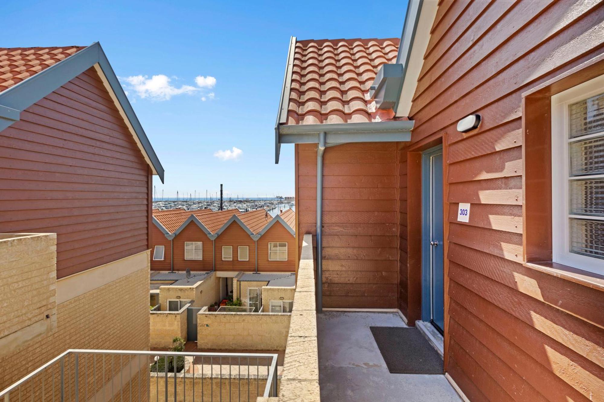Nautica Residences Hillarys Perth Exteriör bild